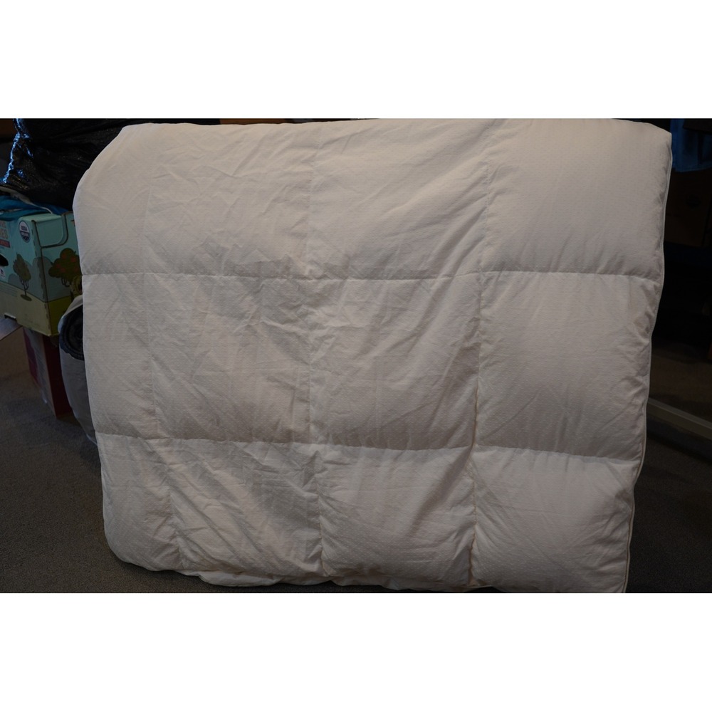 Charter Club Down Comforter Full/Queen White Cotton Baffle Box Excellent